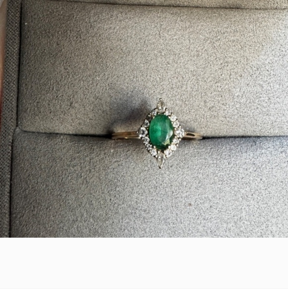 Ferkos Solid Gold Emerald Ring - image 3